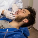 Clinica-Dental-Pamplona-Joven